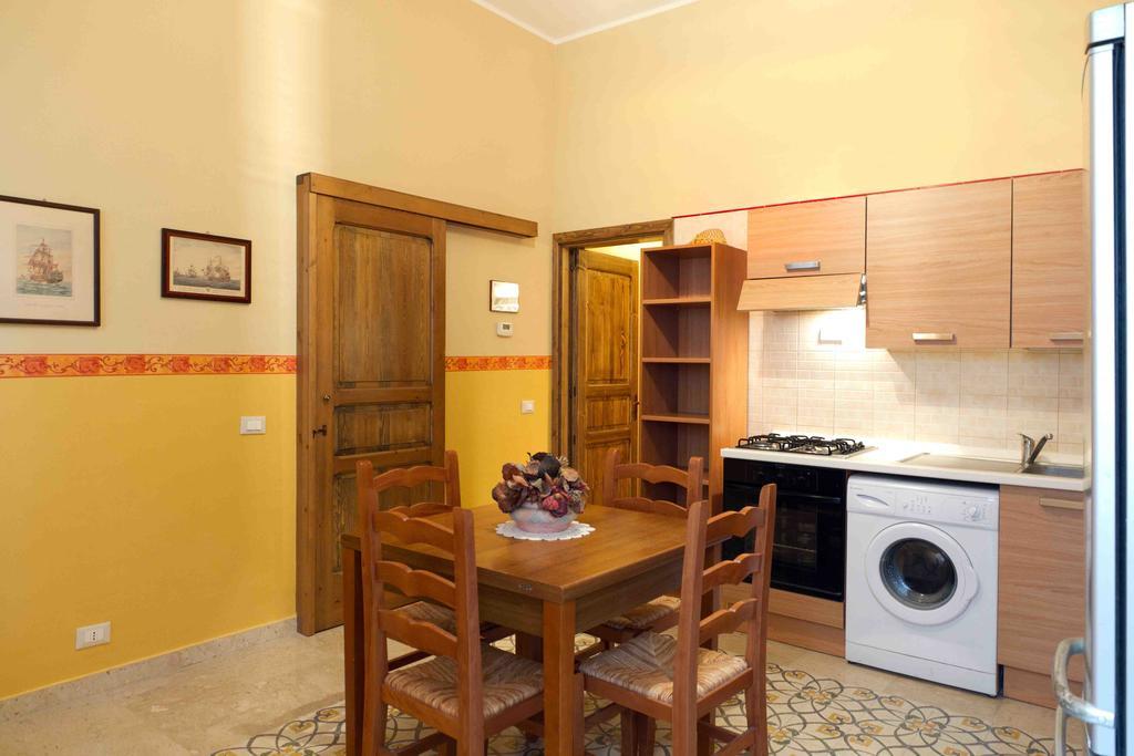 Casa Vacanza Albamarina Trapani Rum bild